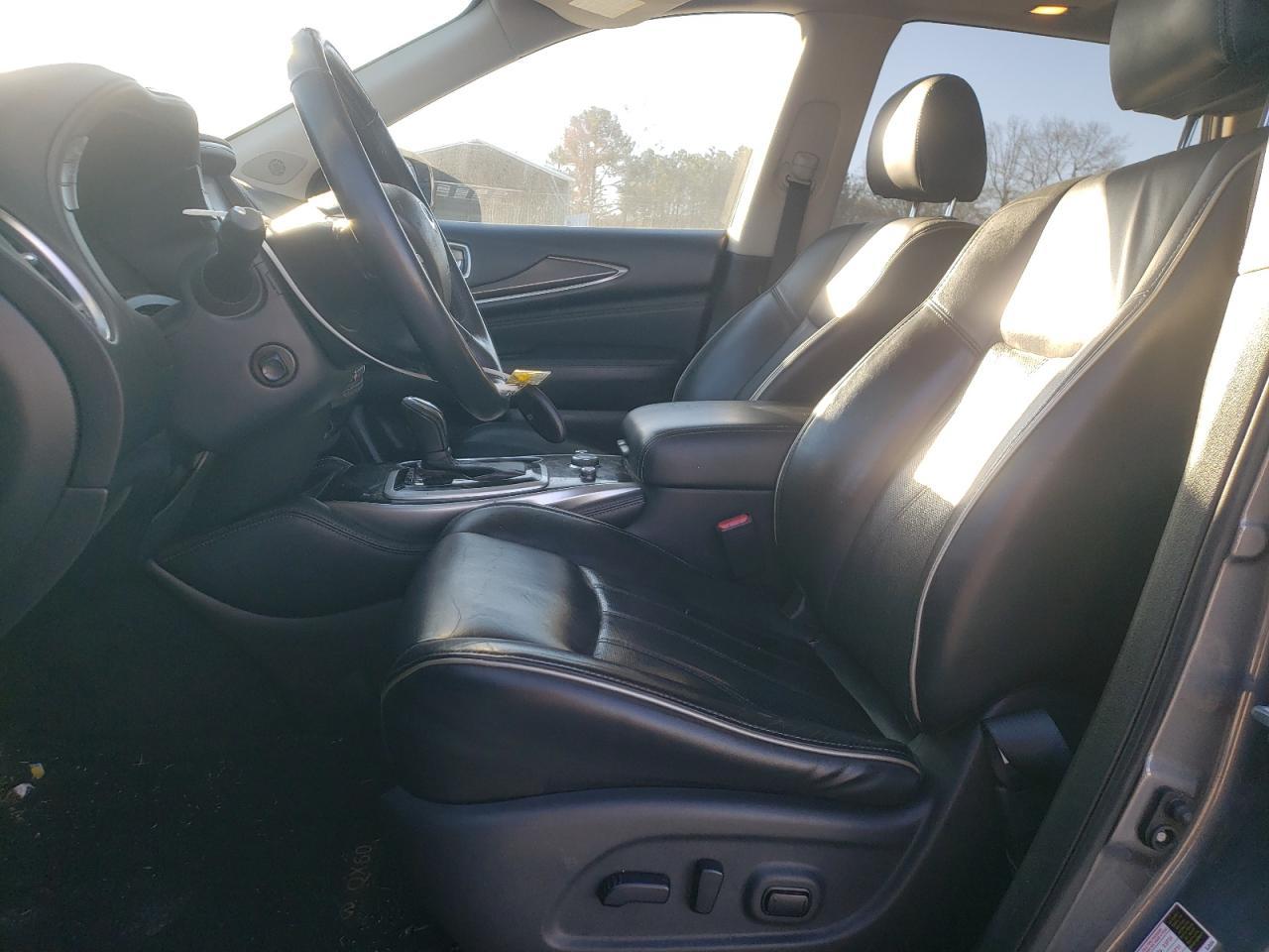 2017 INFINITI QX60 - Image 7