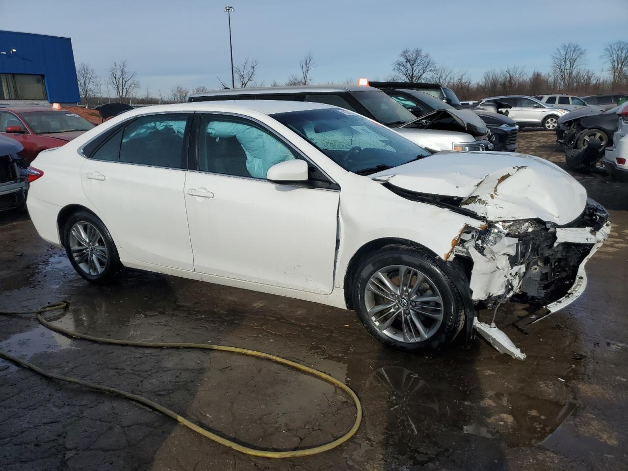 2017 TOYOTA CAMRY LE - Image 4