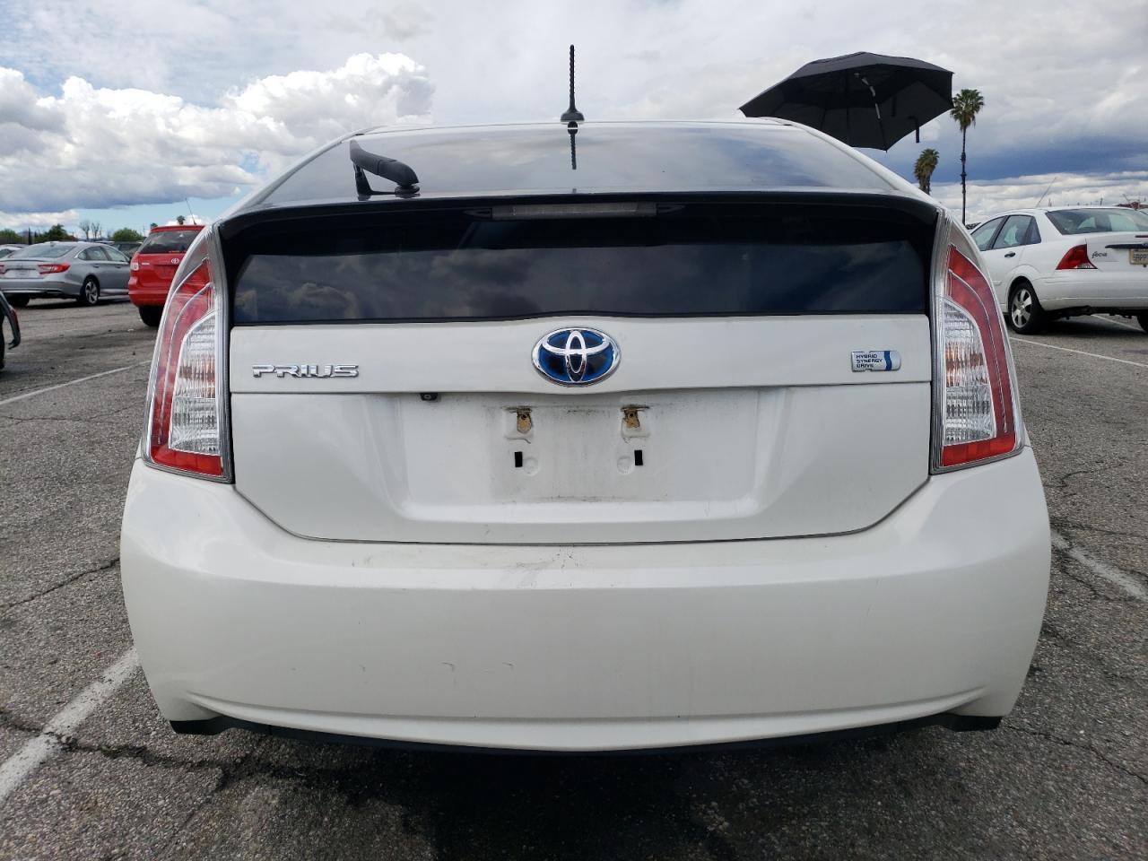 2013 TOYOTA PRIUS - Image 6