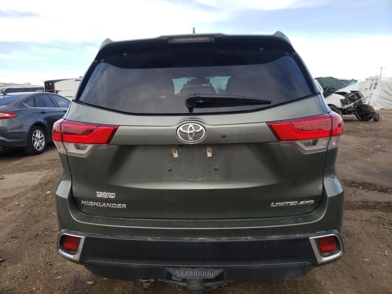 2018 TOYOTA HIGHLANDER - Image 6