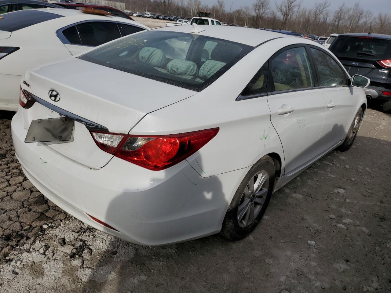 2011 HYUNDAI SONATA GLS - Image 3
