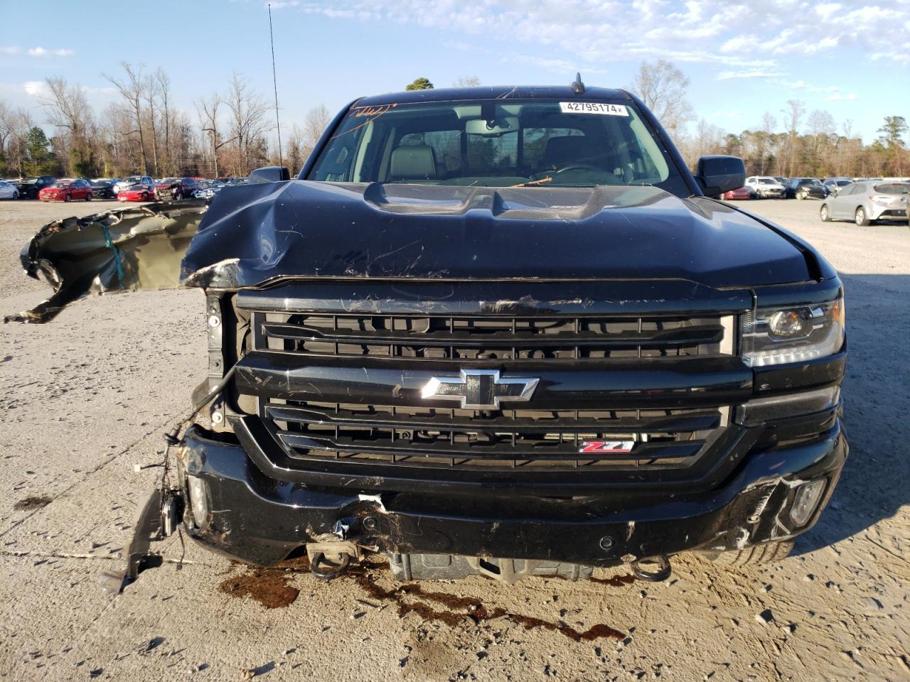 2017 CHEVROLET SILVERADO - Image 5