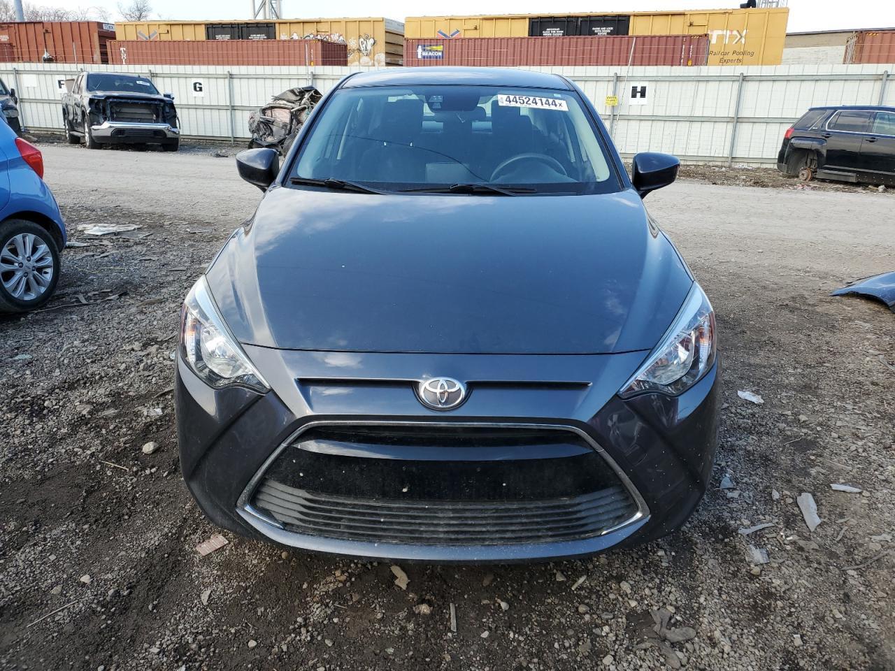 2017 TOYOTA YARIS IA - Фото 5