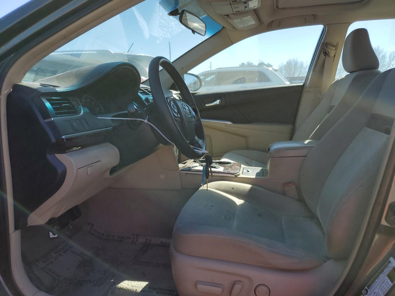 2014 TOYOTA CAMRY L - Image 7