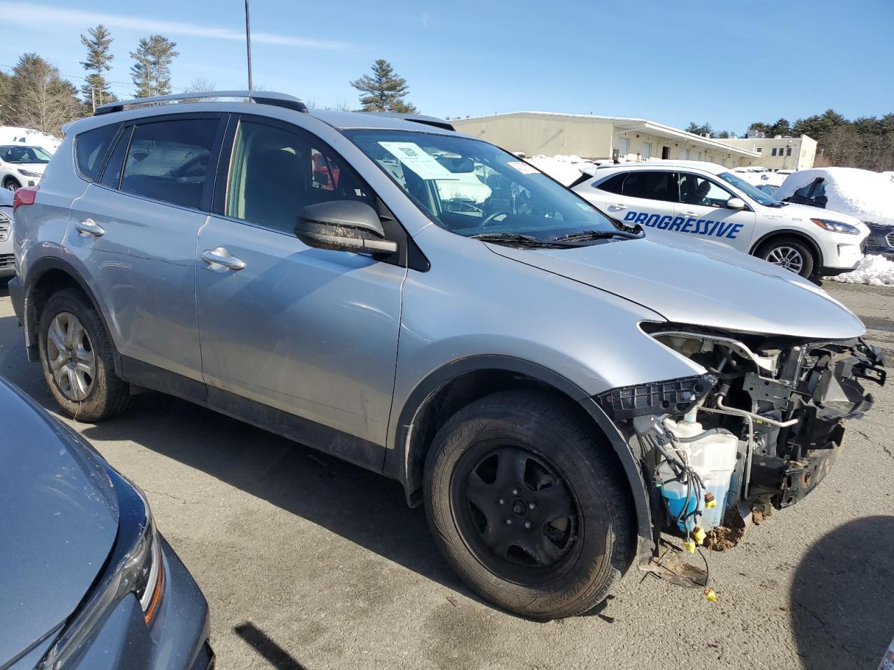2014 TOYOTA RAV4 LE - Фото 4