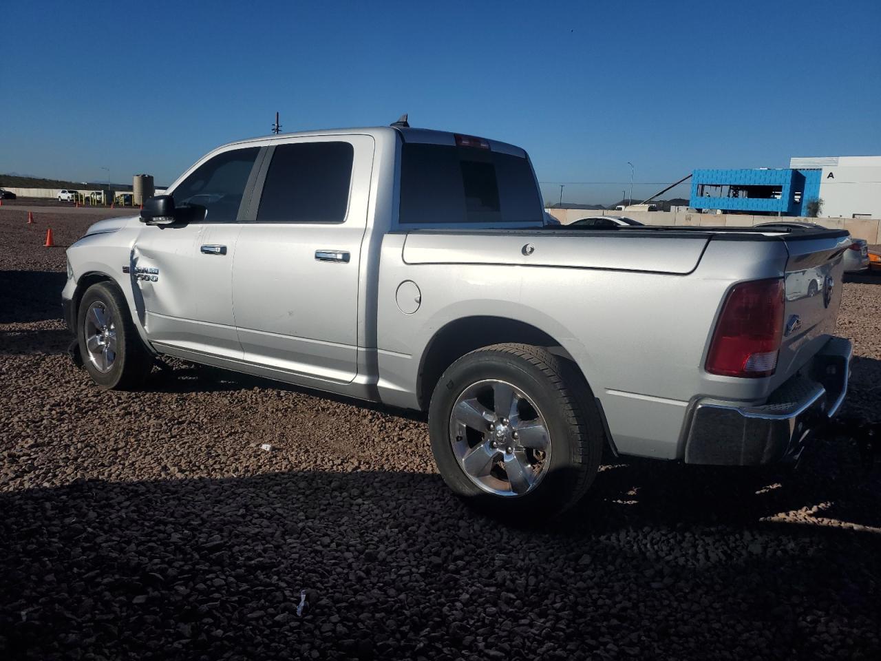 2017 RAM 1500 SLT - Image 2