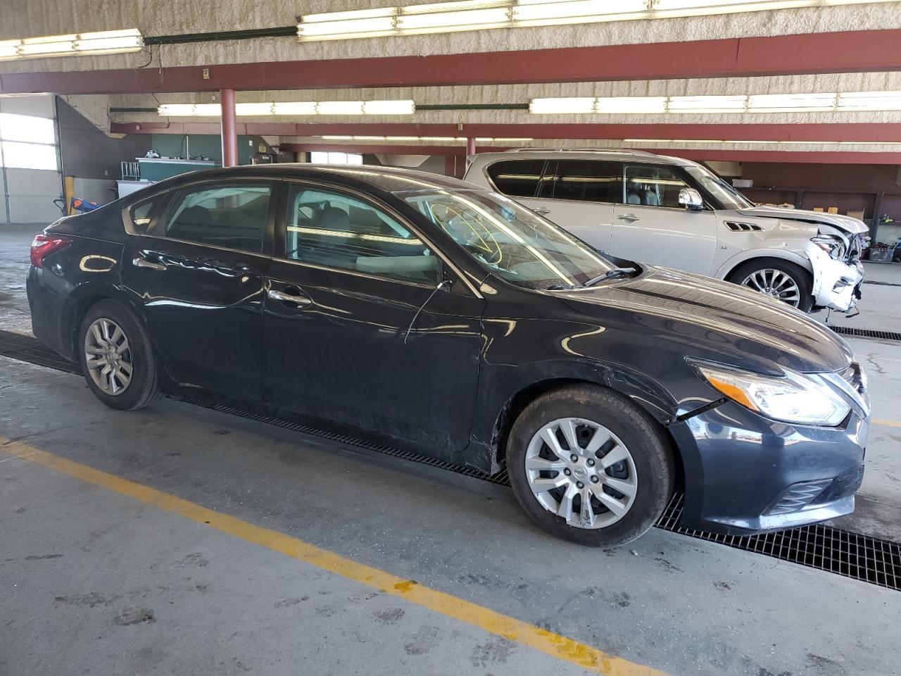 2017 NISSAN ALTIMA 2.5 - Image 4