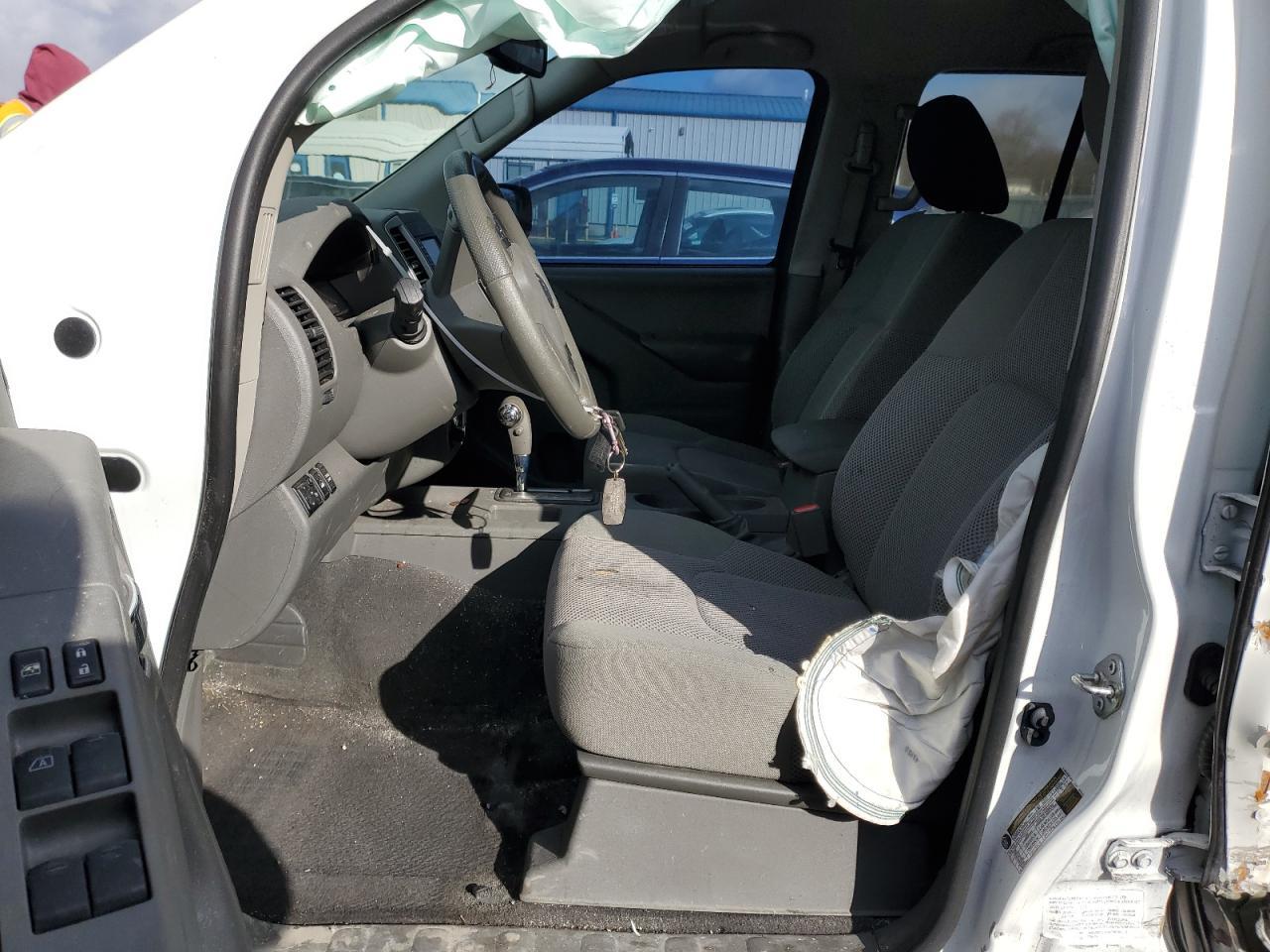 2019 NISSAN FRONTIER S - Image 7