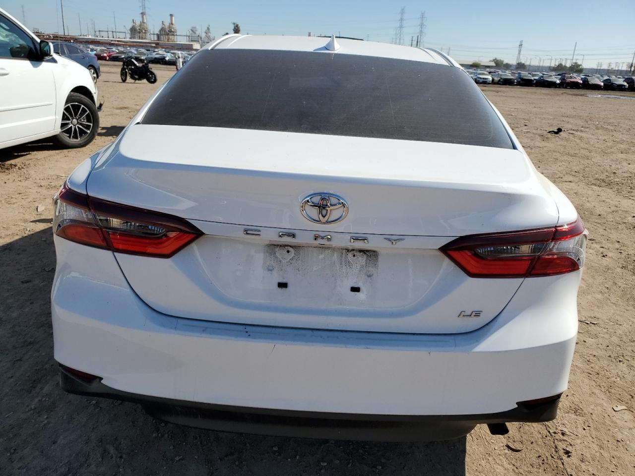 2023 TOYOTA CAMRY LE - Фото 6