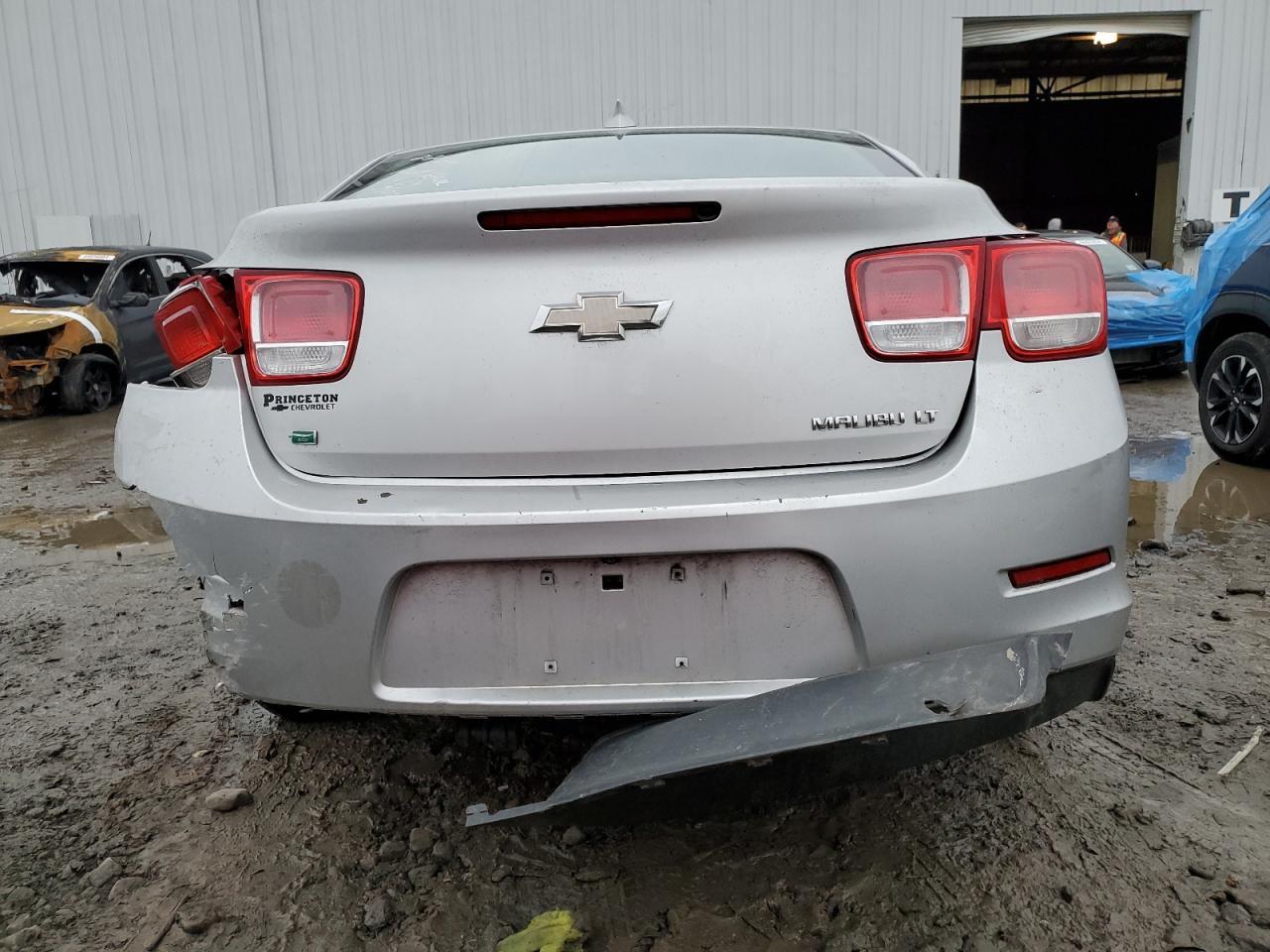 2015 CHEVROLET MALIBU 2LT - Image 6