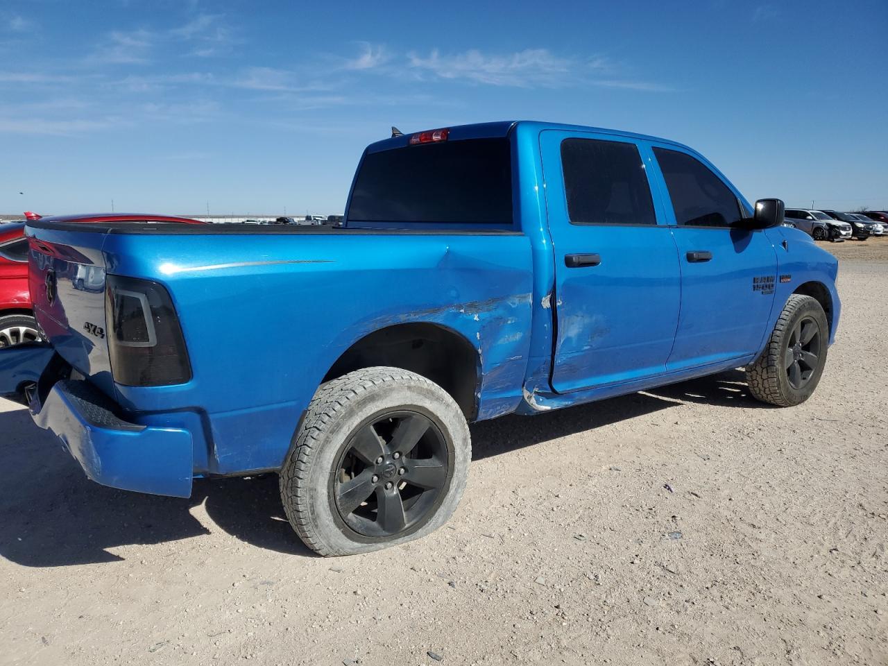 2019 RAM 1500 CLASS - Image 3