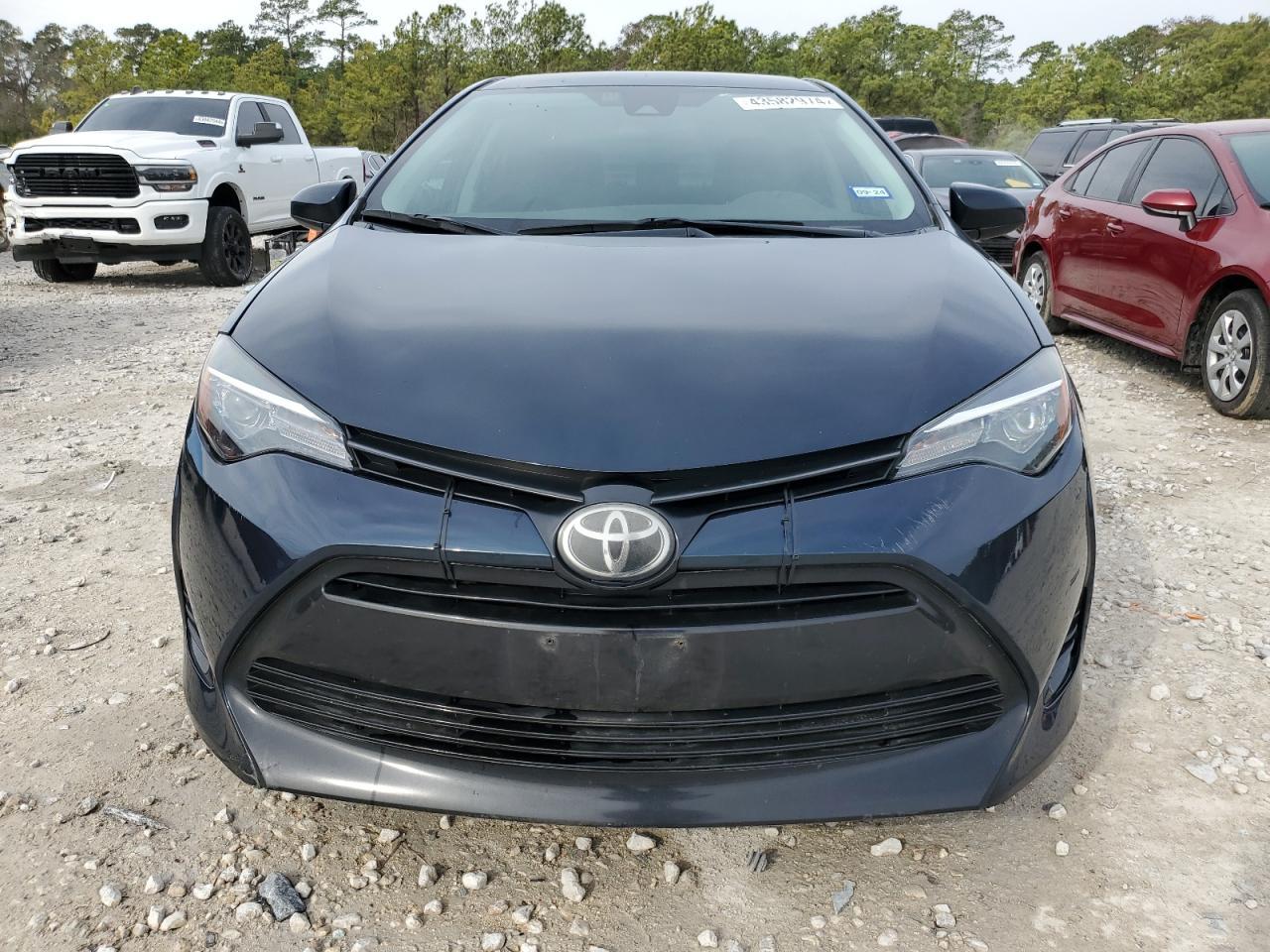 2019 TOYOTA COROLLA L - Фото 5