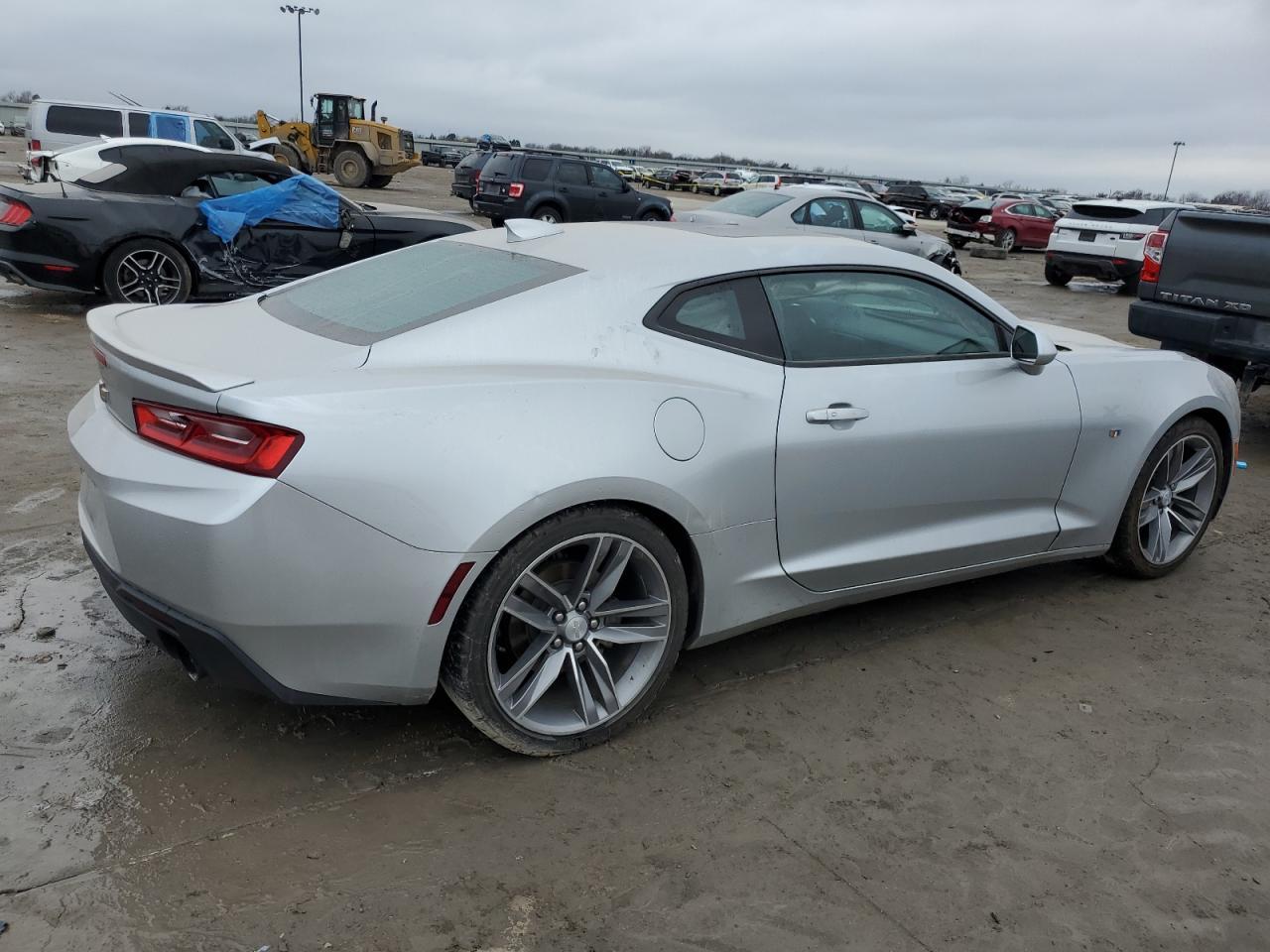 2018 CHEVROLET CAMARO LT - Image 3