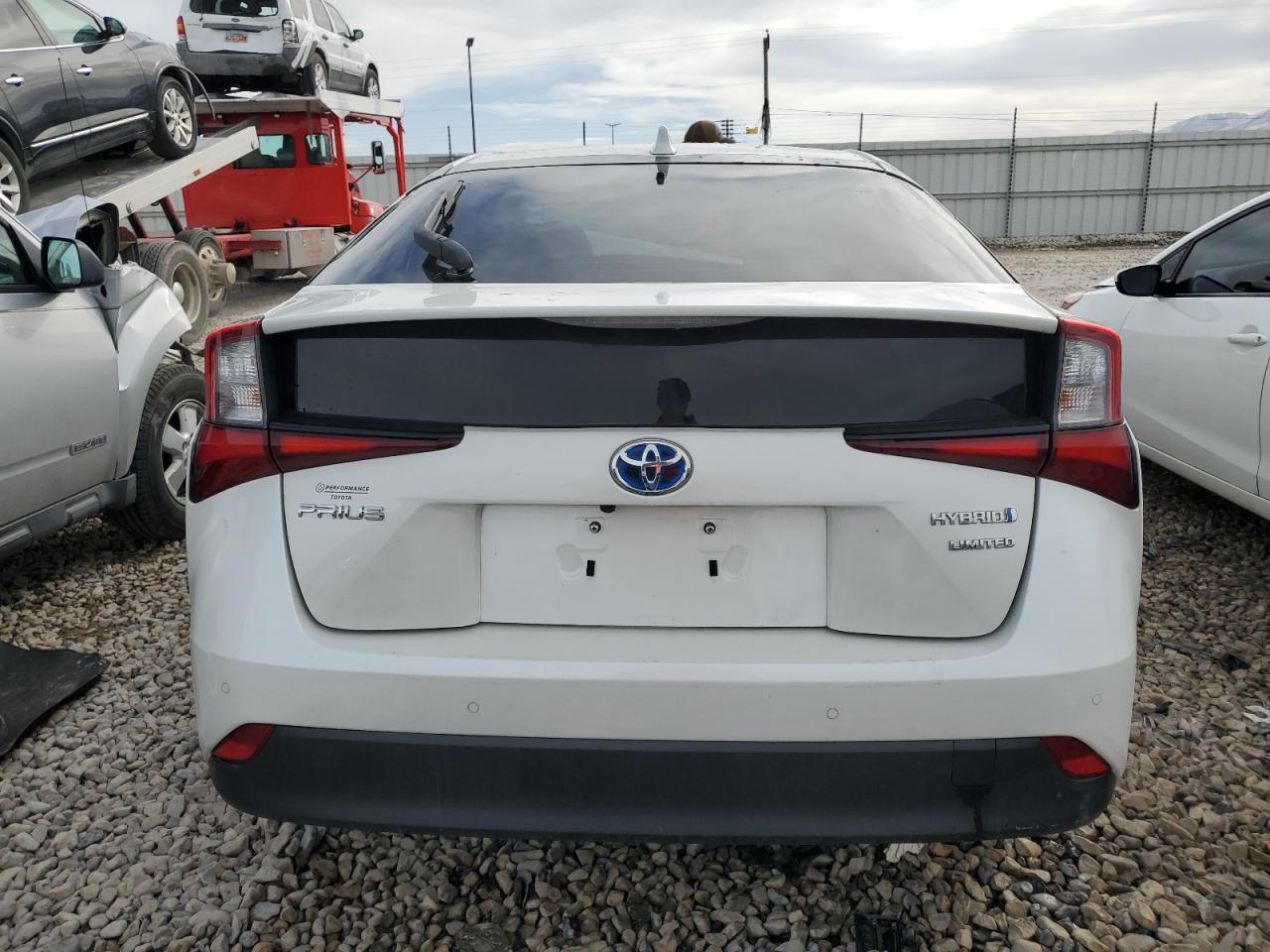 2019 TOYOTA PRIUS - Image 6