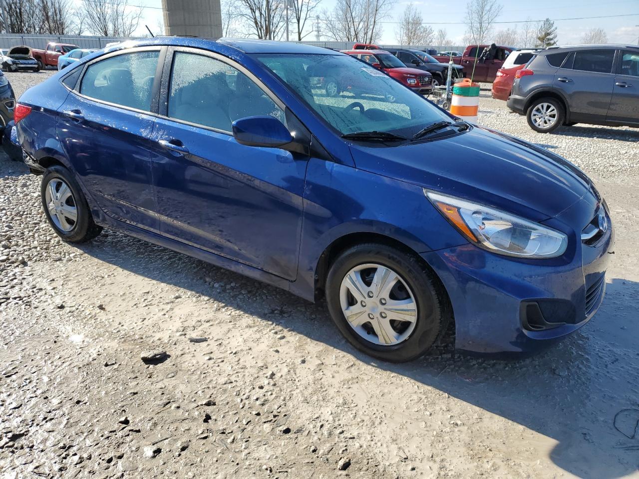 2017 HYUNDAI ACCENT SE - Image 4