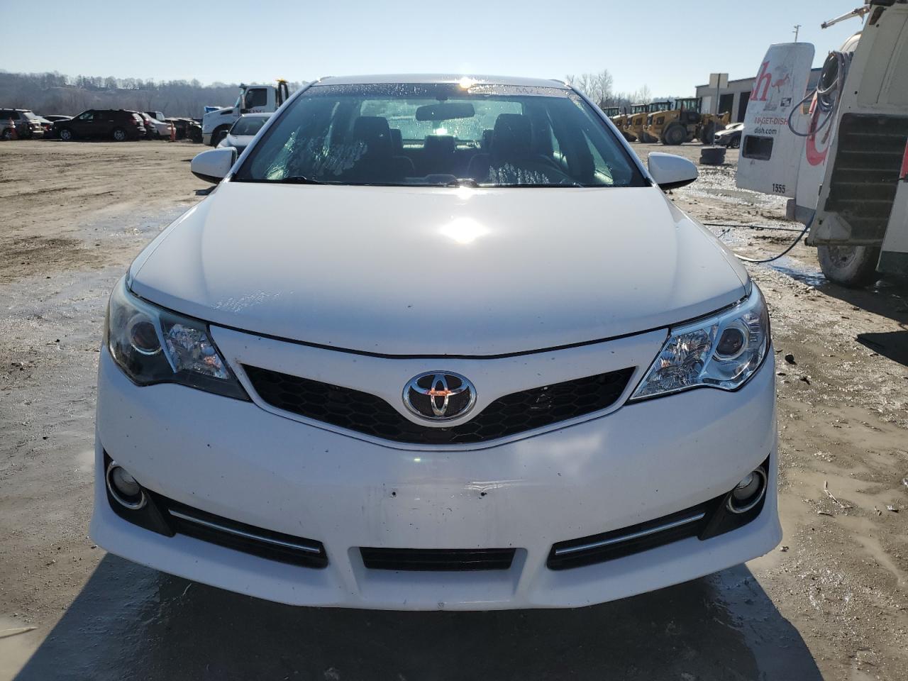 2014 TOYOTA CAMRY L - Image 5
