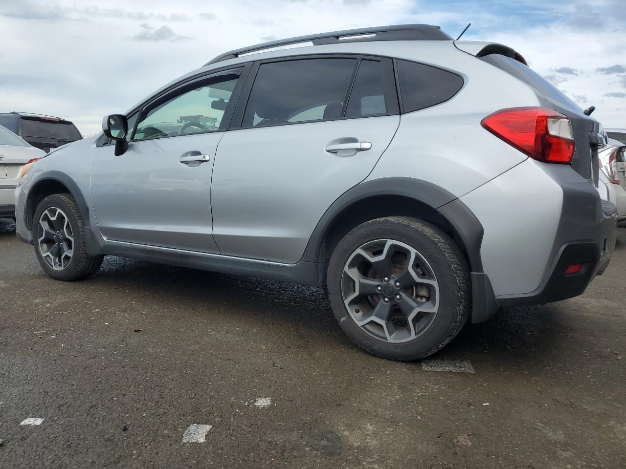 2014 SUBARU XV CROSSTR - Image 2