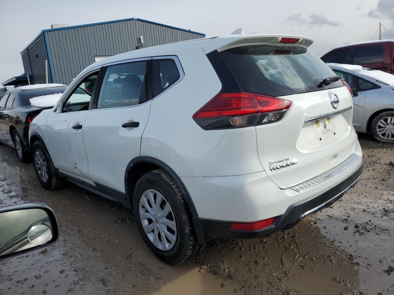 2017 NISSAN ROGUE S - Фото 2