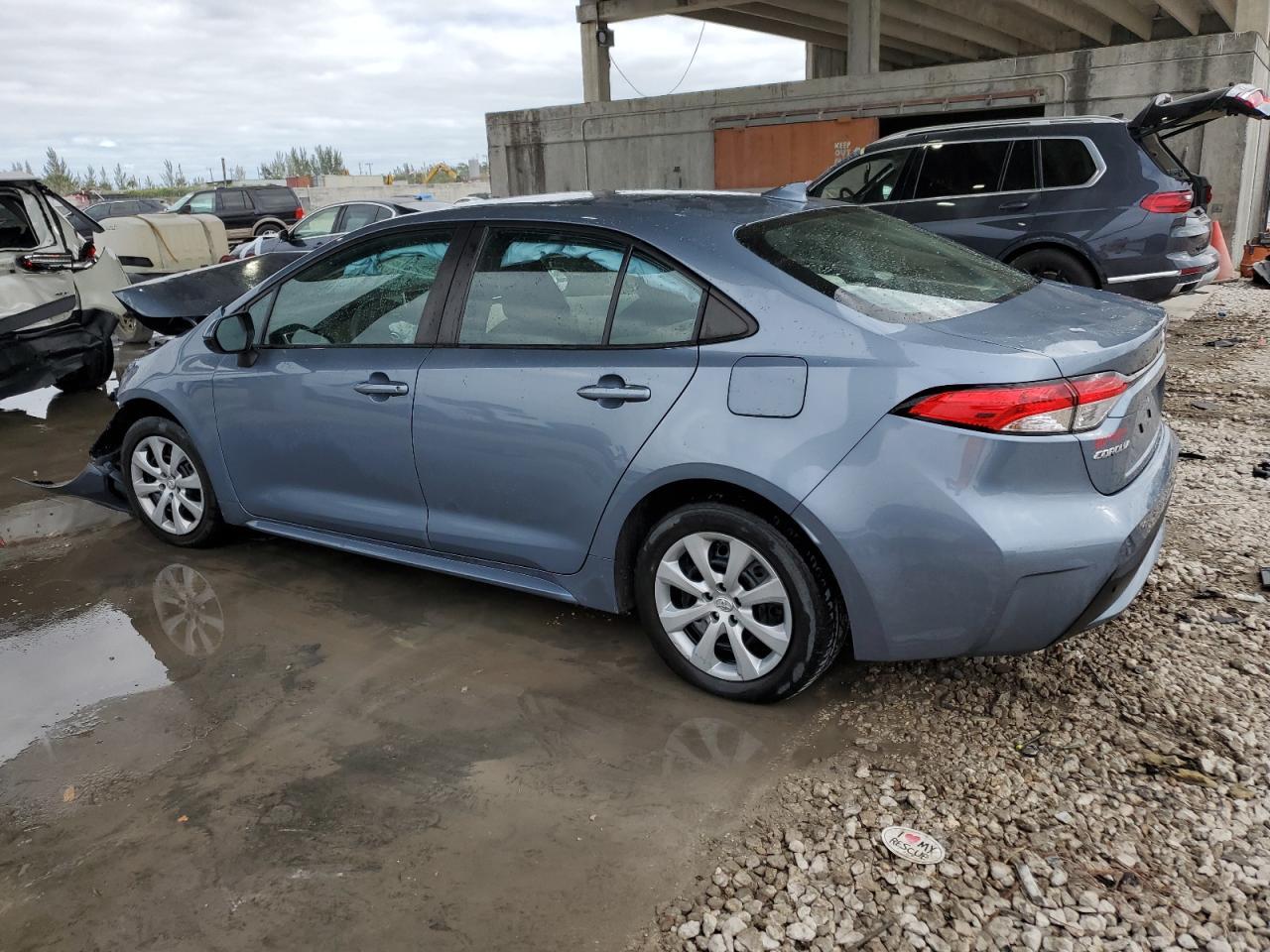 2020 TOYOTA COROLLA LE - Фото 2