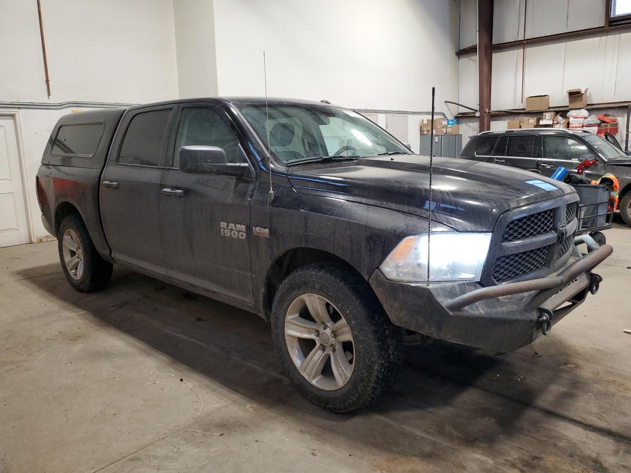 2018 RAM 1500 ST - Image 4