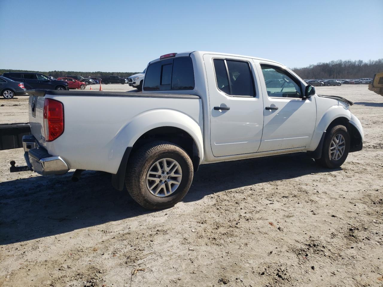2019 NISSAN FRONTIER S - Фото 3