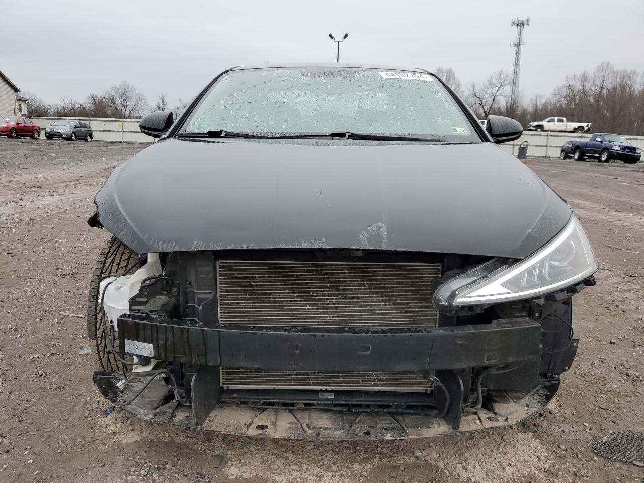 2019 HYUNDAI ELANTRA SE - Фото 5