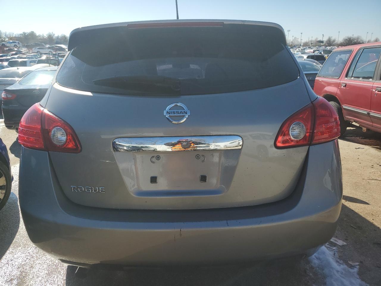 2013 NISSAN ROGUE S - Image 6