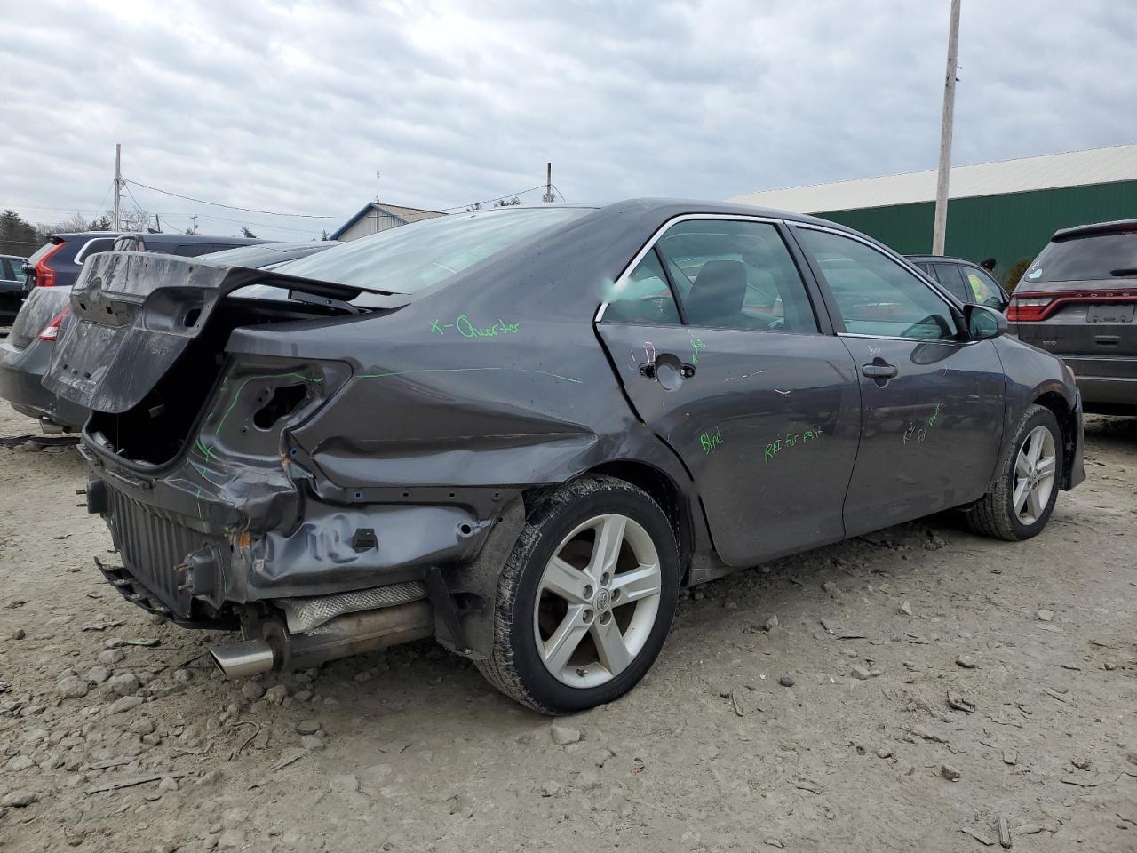 2013 TOYOTA CAMRY L - Фото 3
