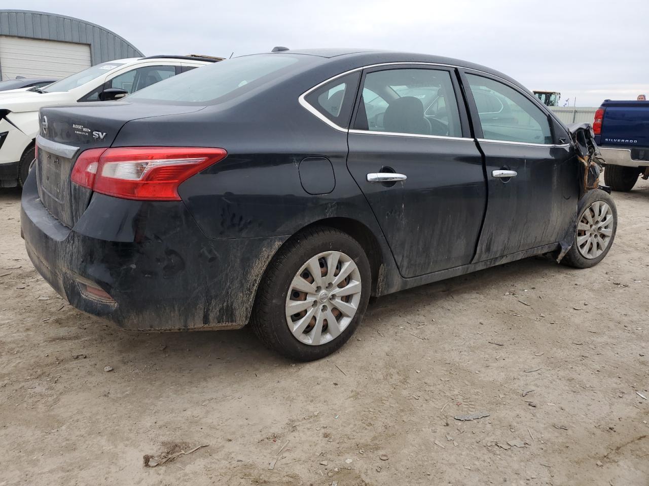 2017 NISSAN SENTRA S - Фото 3