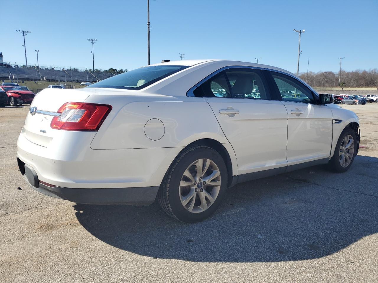 2012 FORD TAURUS SEL - Image 3