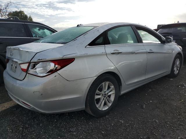 2013 Hyundai Sonata Gls - Image 3