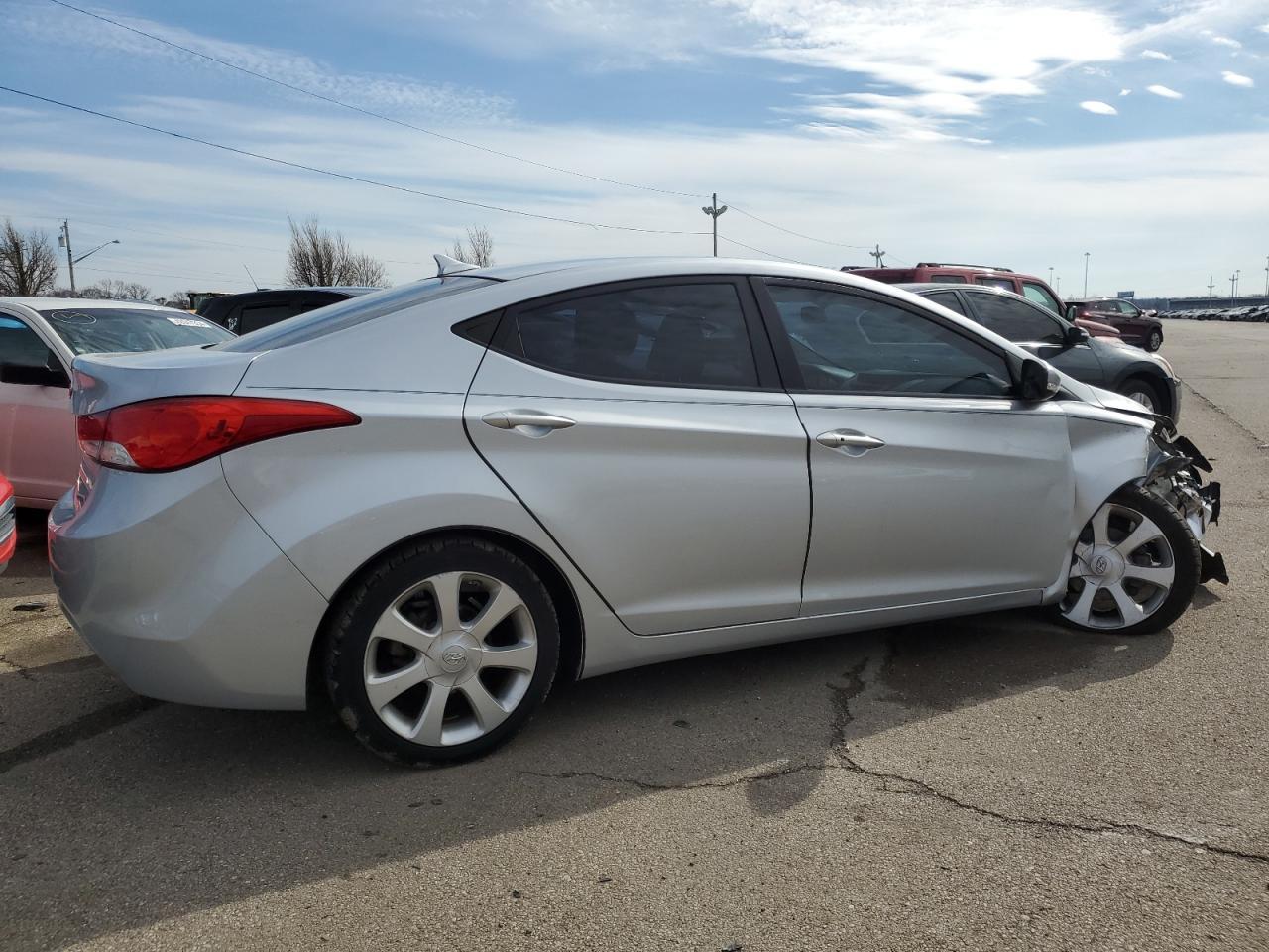 2013 HYUNDAI ELANTRA GL - Image 3