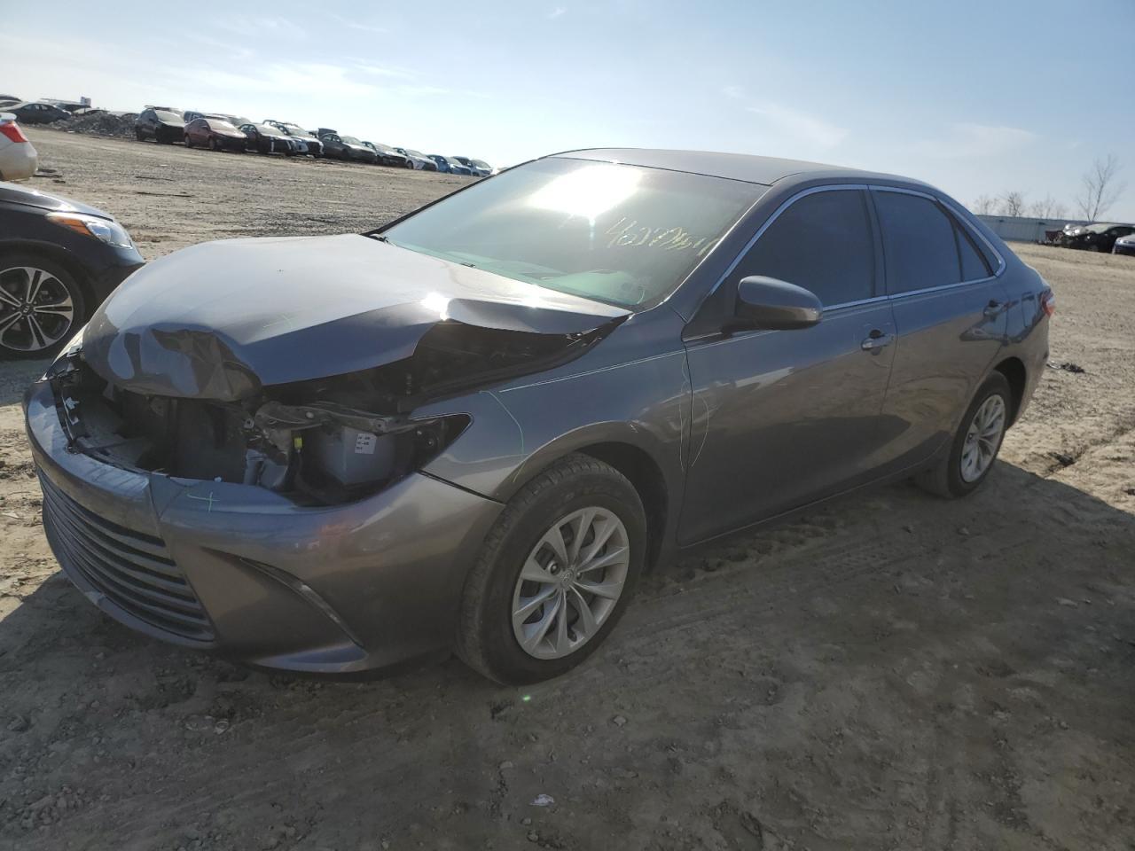 2016 TOYOTA CAMRY LE