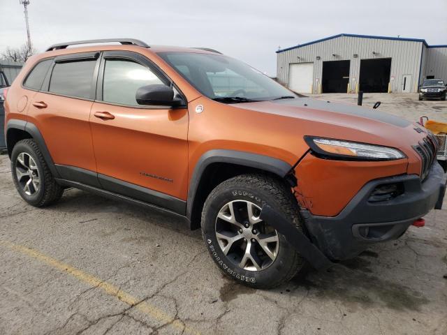 2016 Jeep Cherokee Trailhawk - Image 4