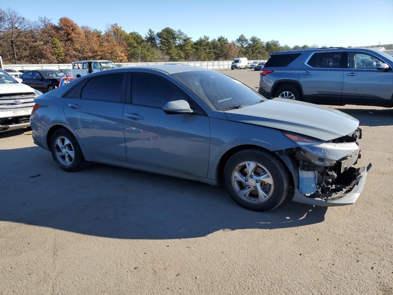 2023 HYUNDAI ELANTRA SE - Image 4