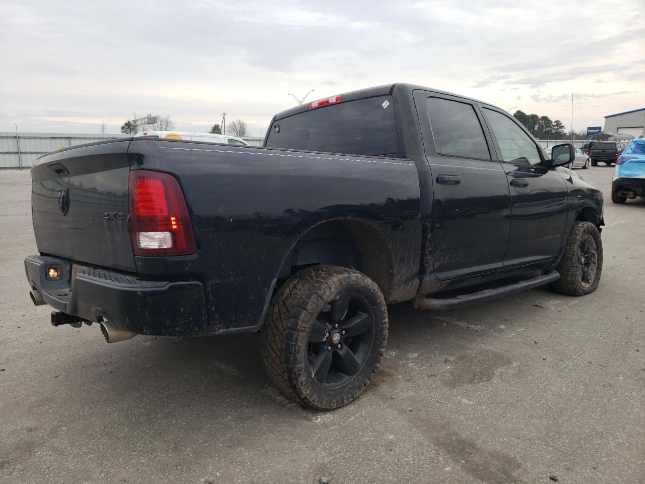 2014 RAM 1500 ST - Image 3