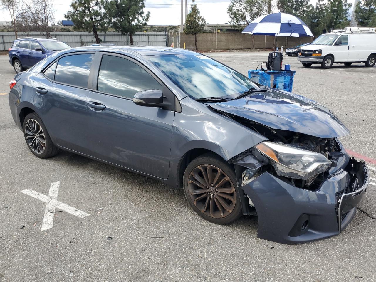 2015 TOYOTA COROLLA L - Фото 4