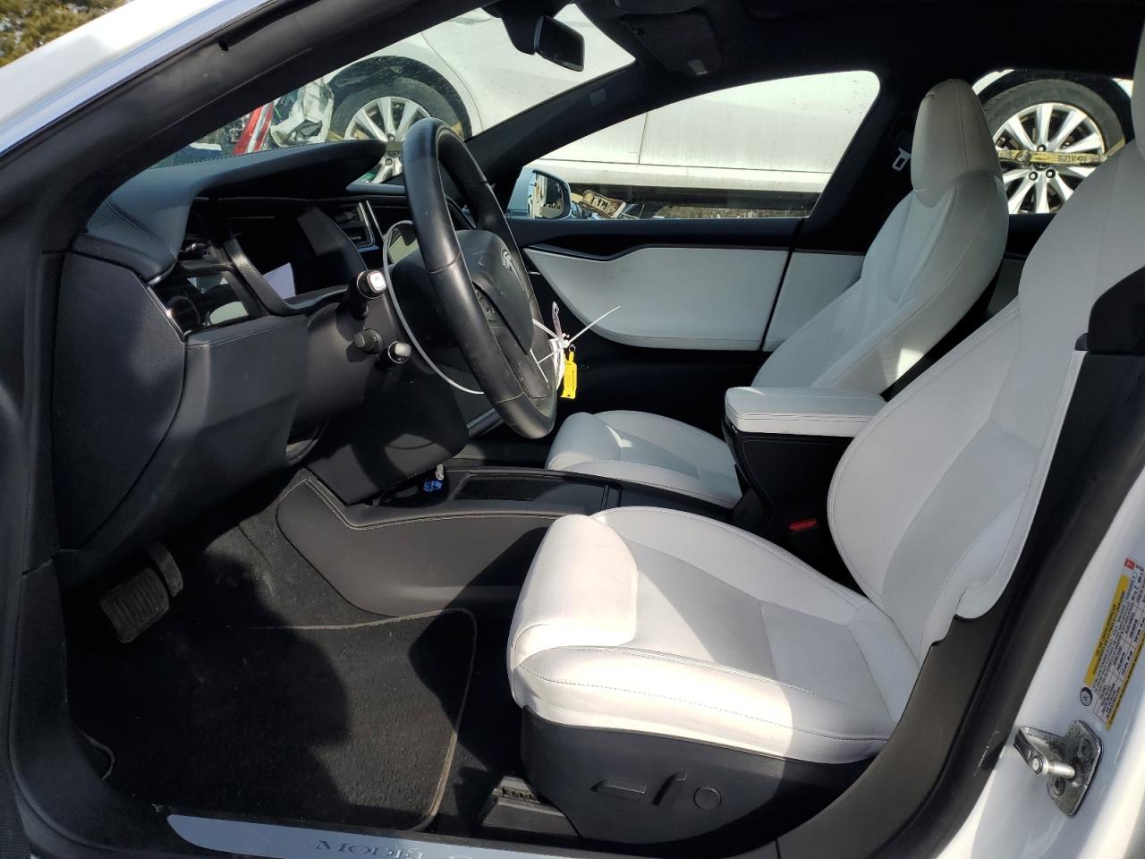 2020 TESLA MODEL S - Image 7