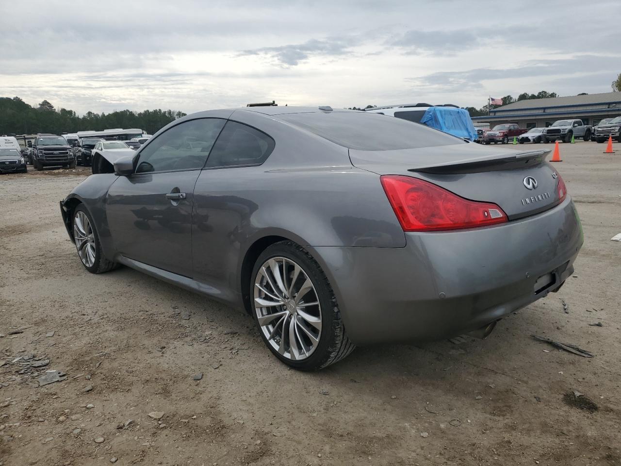 2012 INFINITI G37 BASE - Image 2