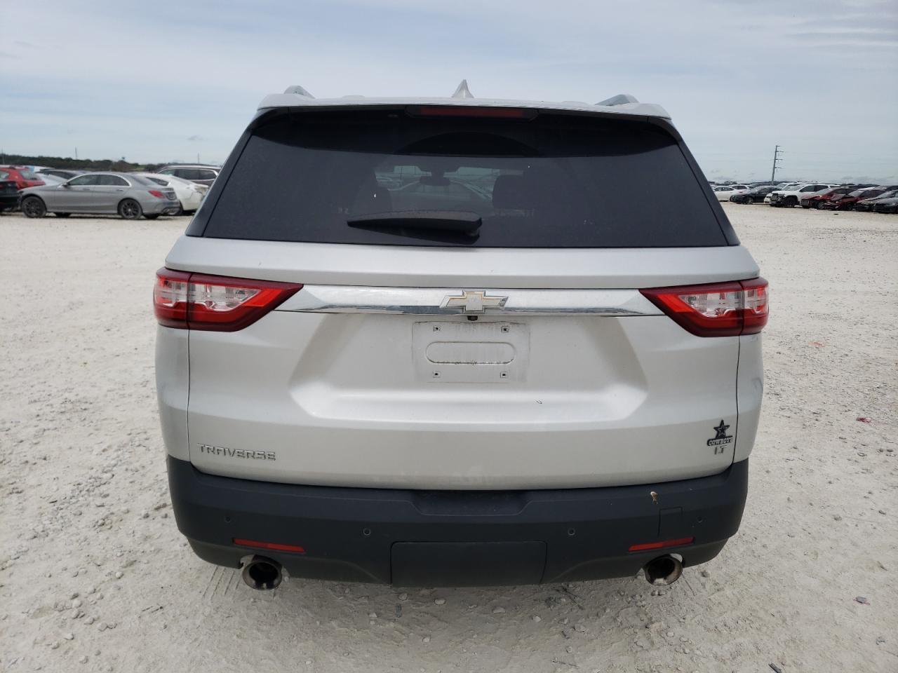 2018 CHEVROLET TRAVERSE L - Image 6