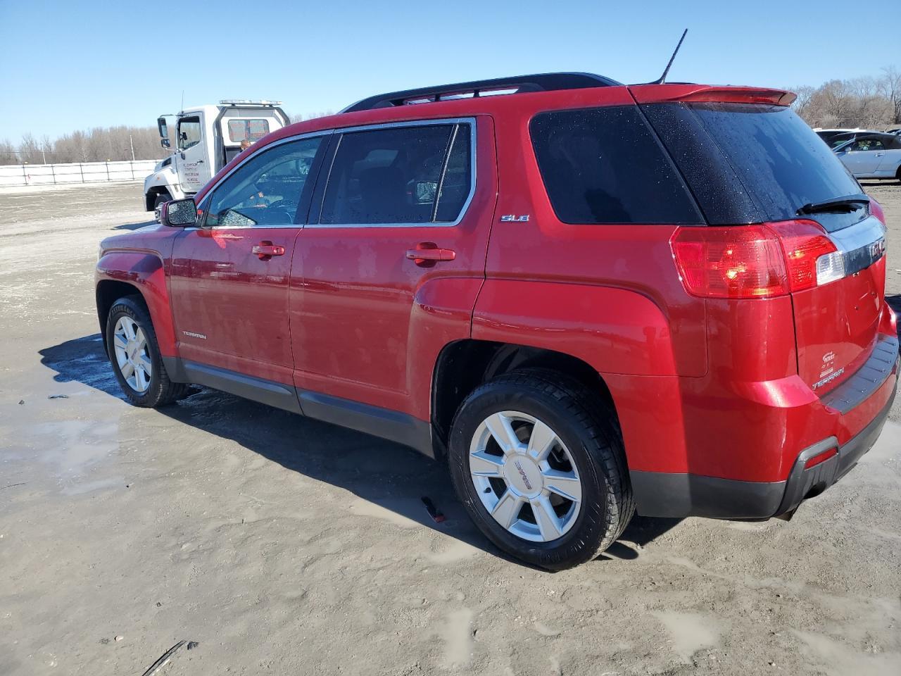 2013 GMC TERRAIN SL - Image 2