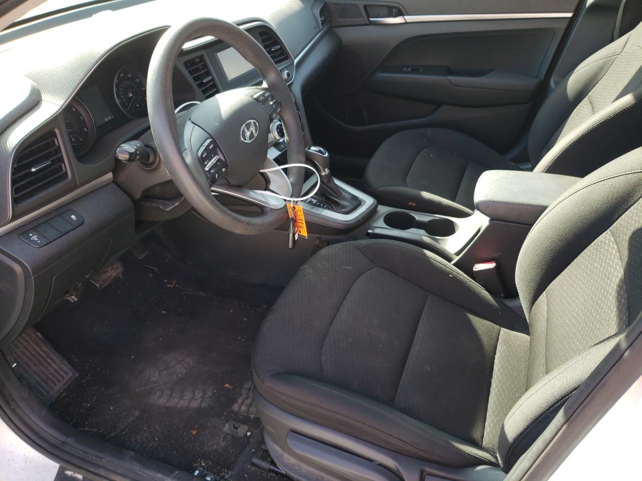 2019 HYUNDAI ELANTRA SE - Фото 7