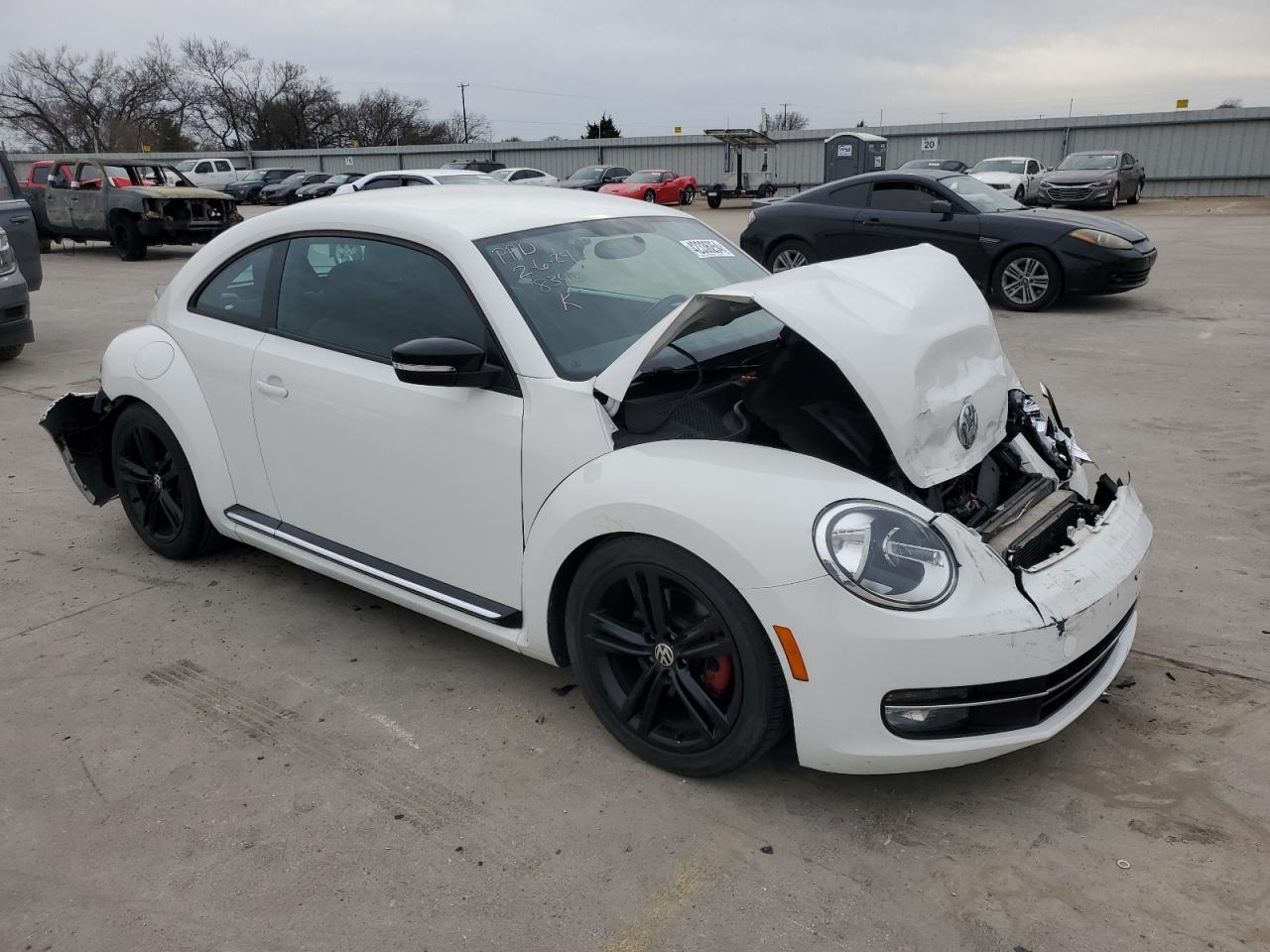 2012 VOLKSWAGEN BEETLE TUR - Фото 4