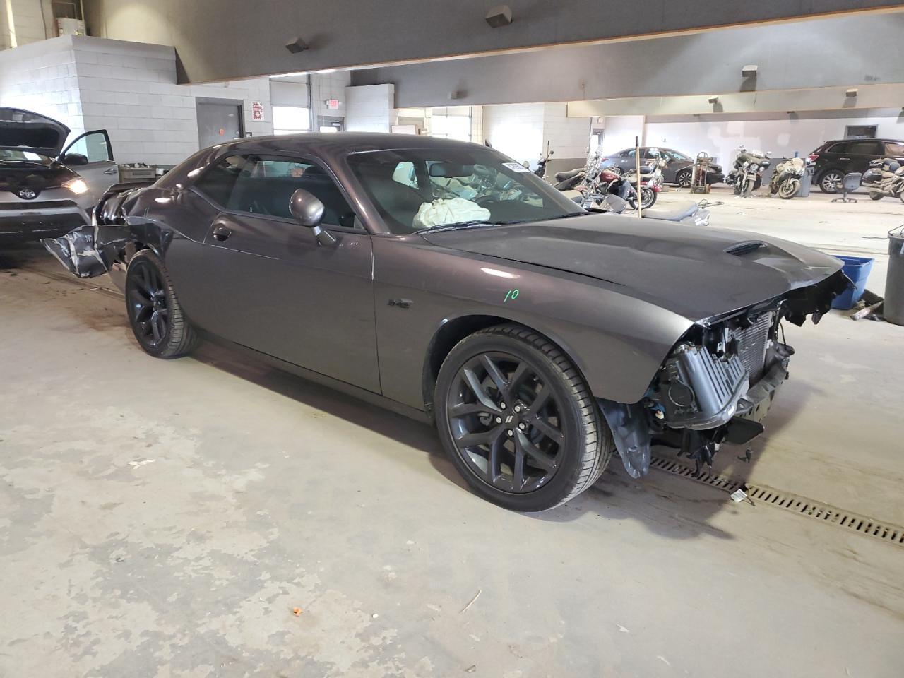 2023 DODGE CHALLENGER - Фото 4