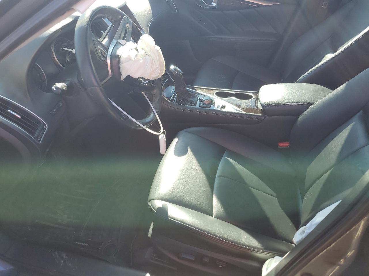 2018 INFINITI Q50 LUXE - Image 7