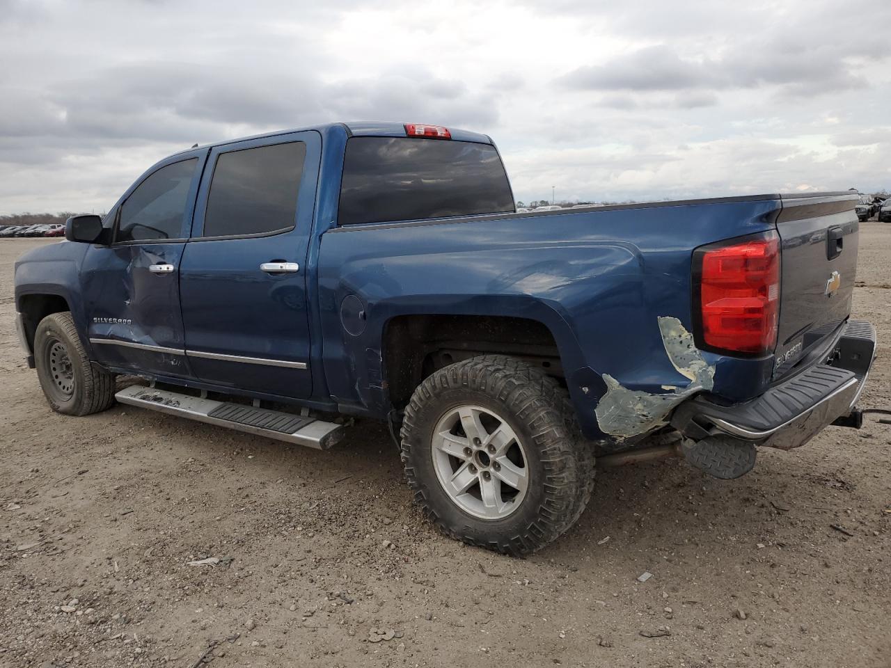 2017 CHEVROLET SILVERADO - Image 2