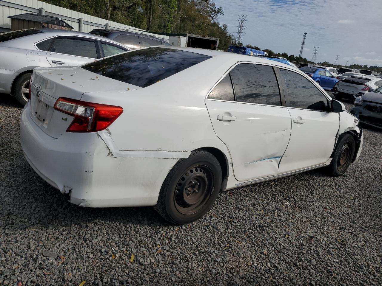 2012 TOYOTA CAMRY BASE - Фото 3