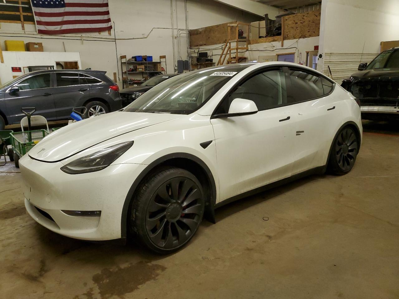2022 TESLA MODEL Y