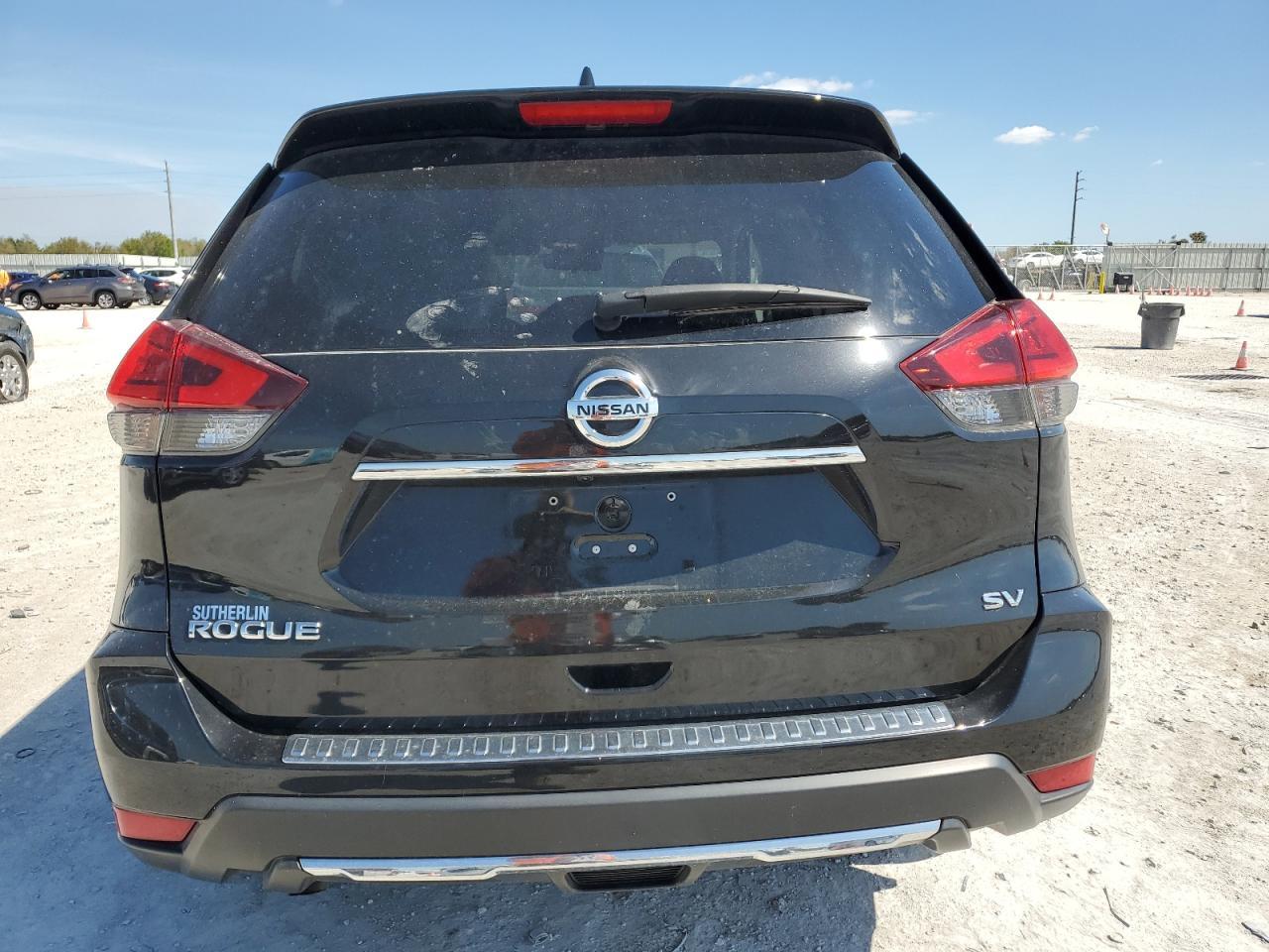 2017 NISSAN ROGUE S - Фото 6