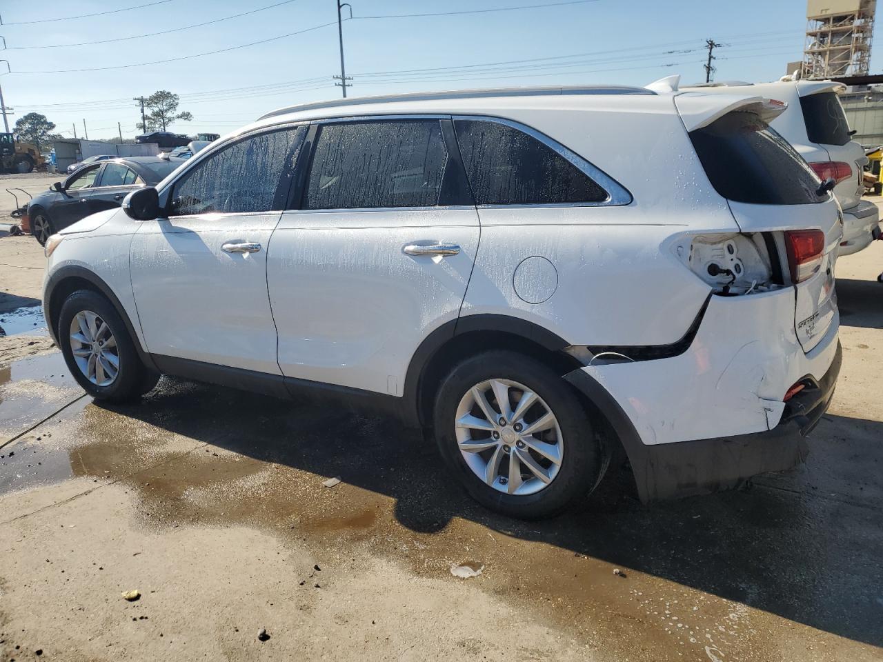2017 KIA SORENTO LX - Фото 2